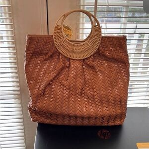 Woven Tan Tote Bag with Circular Handle